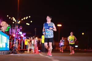 BIB: 777
                            <button type="button" onclick="openModal(23024614)" class="btn btn-primary btn-sm float-right btn-popup" data-toggle="modal" data-target=".modal-high-quality">
                        <i class="fas fa-shopping-cart"></i> Add to Cart
                    </button>
                                            <button type="button" onclick="isThisMe(23024614, true)" class="btn btn-success btn-sm float-right btn-popup btn-isme hidden" data-toggle="tooltip" data-placement="bottom" title="นี่คือรูปของคุณใช่ไหม คลิกที่นี่เพื่อเอาเข้าอัลบั้ม">
                        <i class="fas fa-plus"></i> Add to album
                    </button>
                    <button type="button" onclick="isThisMe(23024614, false)" class="btn btn-warning btn-sm float-right btn-popup btn-isnotme hidden">
                        <i class="fas fa-ban"></i> Remove from album
                    </button>